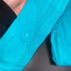 blue lululemon leggings